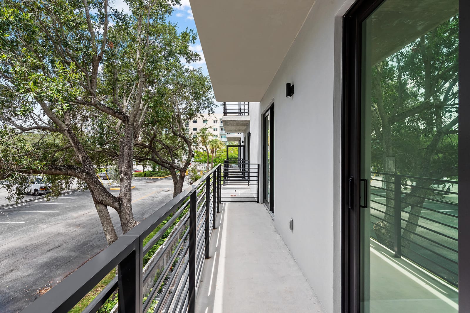 637 NE 4TH, Fort Lauderdale, FL photo 29