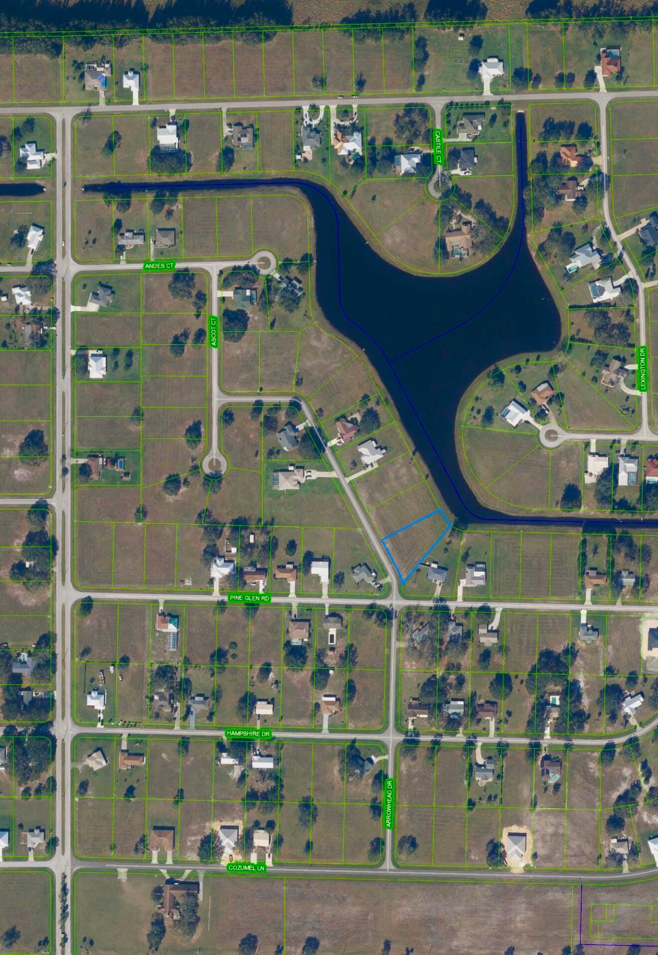 300 ARROWHEAD Drive, Sebring, FL 33876 photo 4