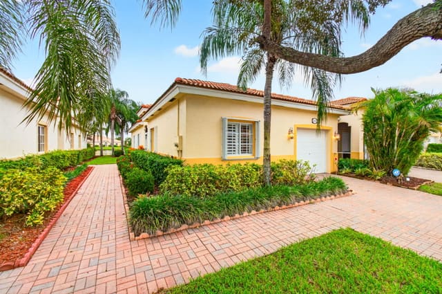 2340 WINDJAMMER Way, West Palm Beach, FL 33411