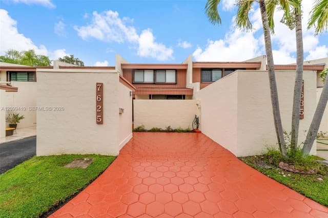 7625 SW 106th Avenue, Miami, FL 33173