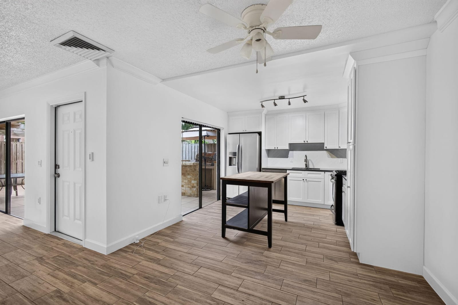 2003 20TH Lane, Palm Beach Gardens, FL 33418 photo 16
