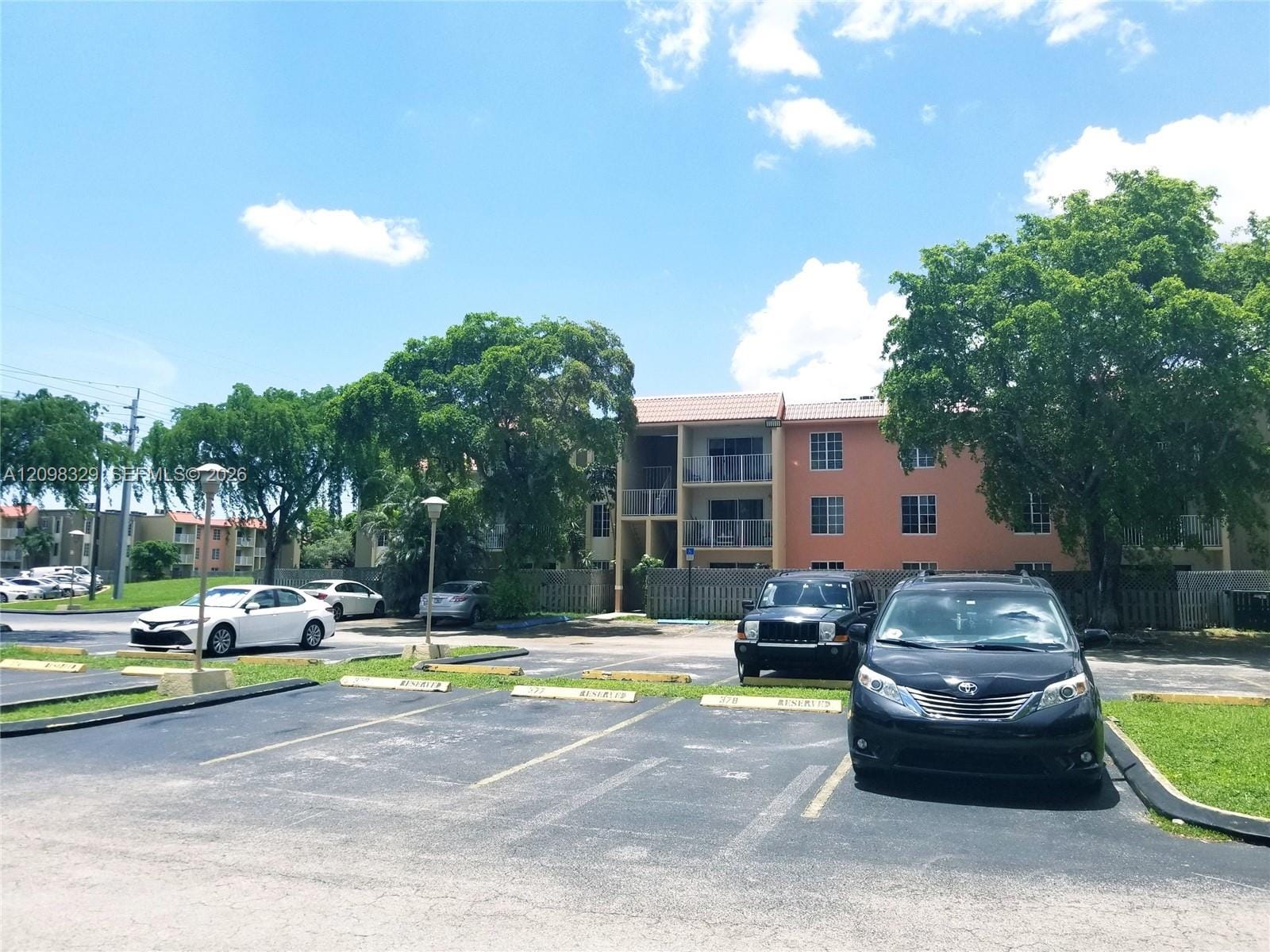 5241 Geneva Way 201, Doral, FL 33166 photo 23