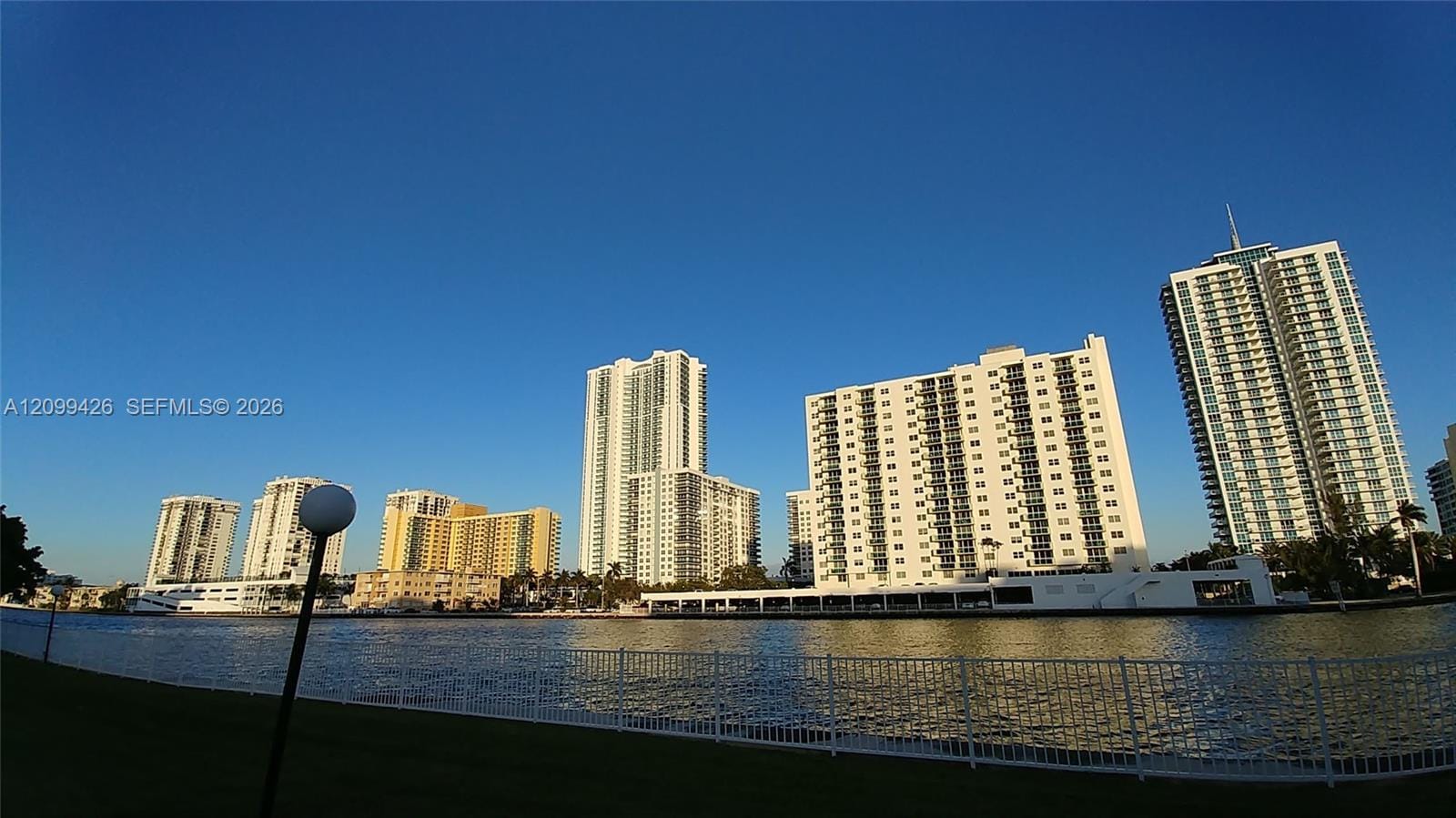 800 Parkview Drive 825, Hallandale Beach, FL 33009 photo 2