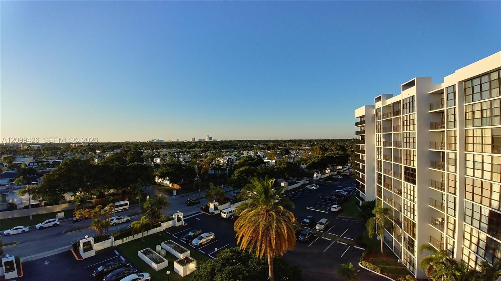 800 Parkview Drive 825, Hallandale Beach, FL 33009 photo 8