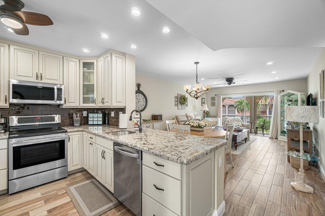 250 NE 20th Street 230, Boca Raton, FL 33431
