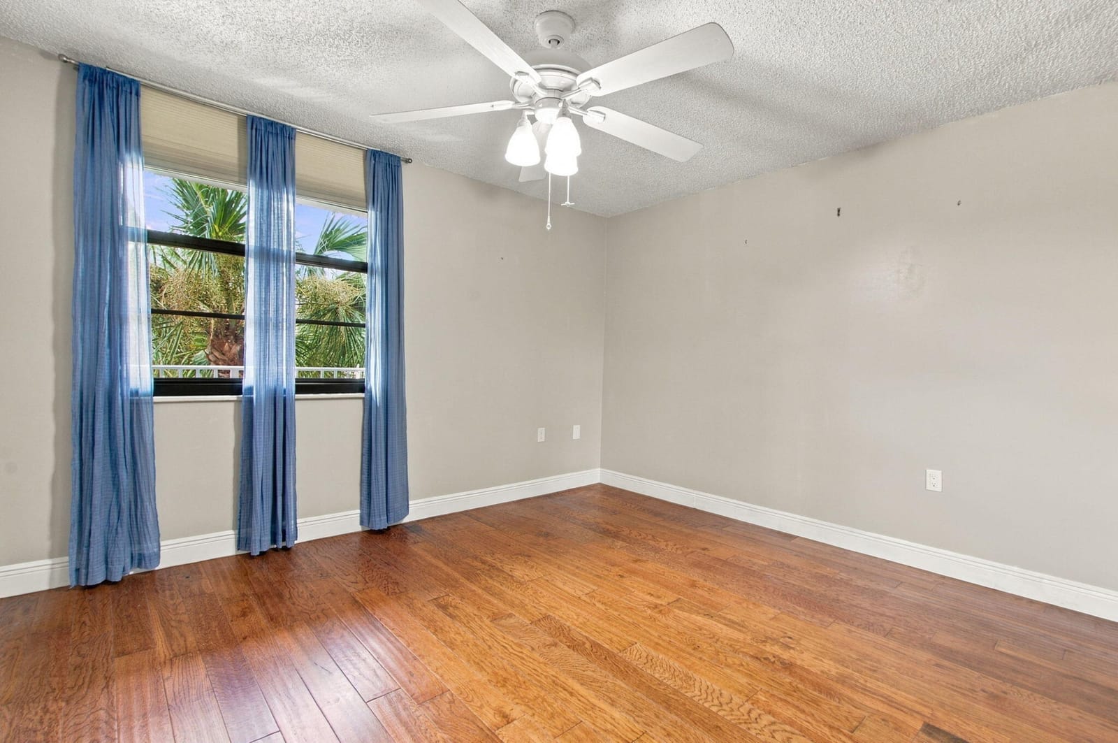 1502 WHITEHALL Drive 305, Davie, FL 33324 photo 16