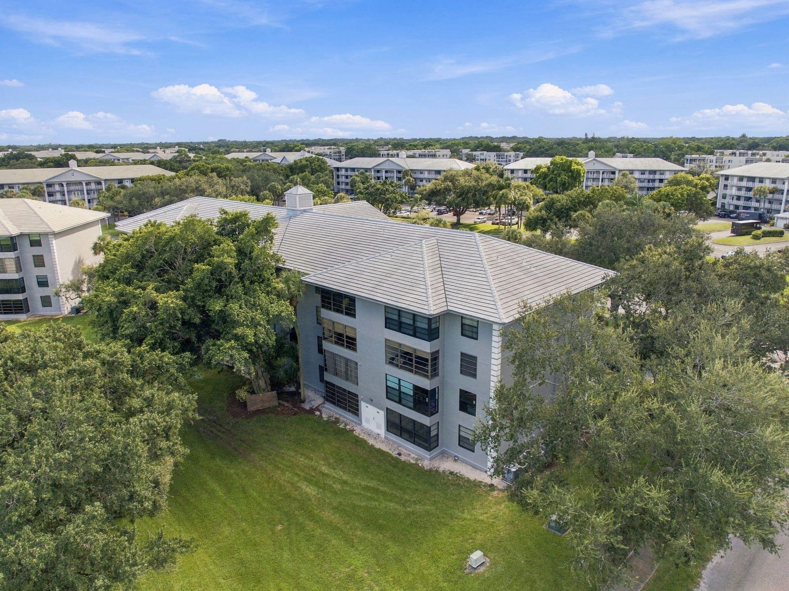 1502 WHITEHALL Drive 305, Davie, FL 33324 photo 23