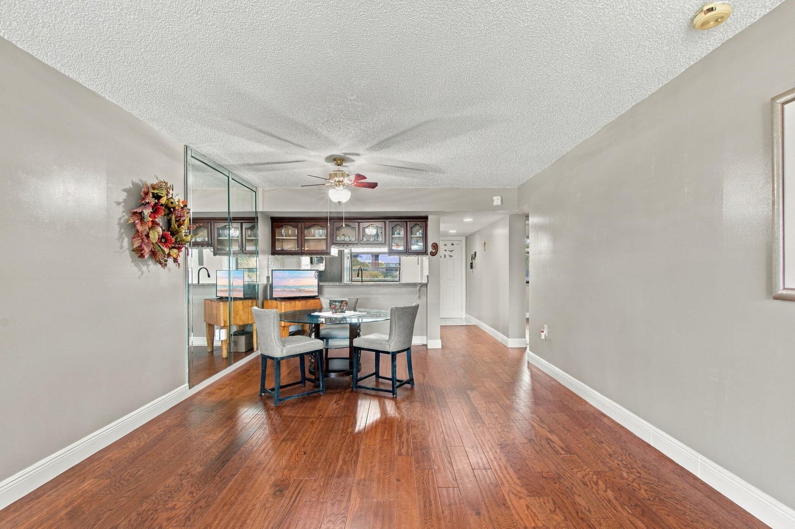1502 WHITEHALL Drive 305, Davie, FL 33324 photo 6