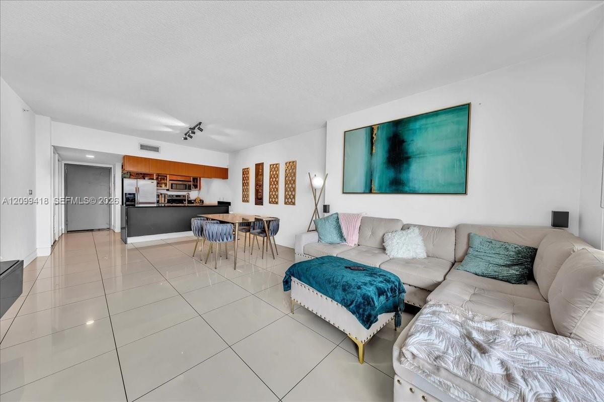 1750 N Bayshore Drive 2510, Miami, FL 33132 photo 11