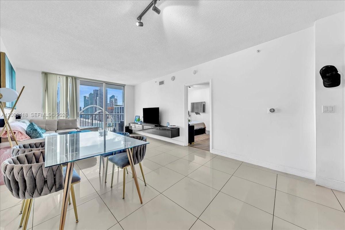 1750 N Bayshore Drive 2510, Miami, FL 33132 photo 14