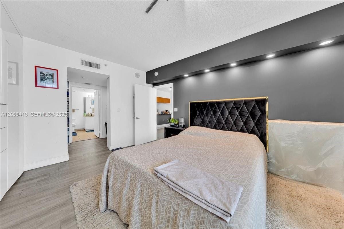 1750 N Bayshore Drive 2510, Miami, FL 33132 photo 16