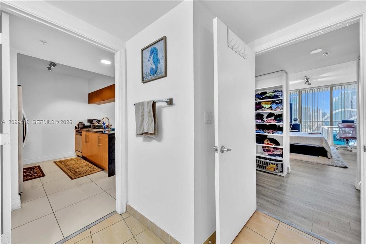 1750 N Bayshore Drive 2510, Miami, FL 33132 photo 25