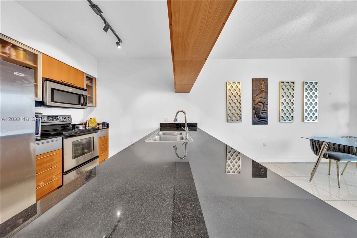1750 N Bayshore Drive 2510, Miami, FL 33132 photo 4