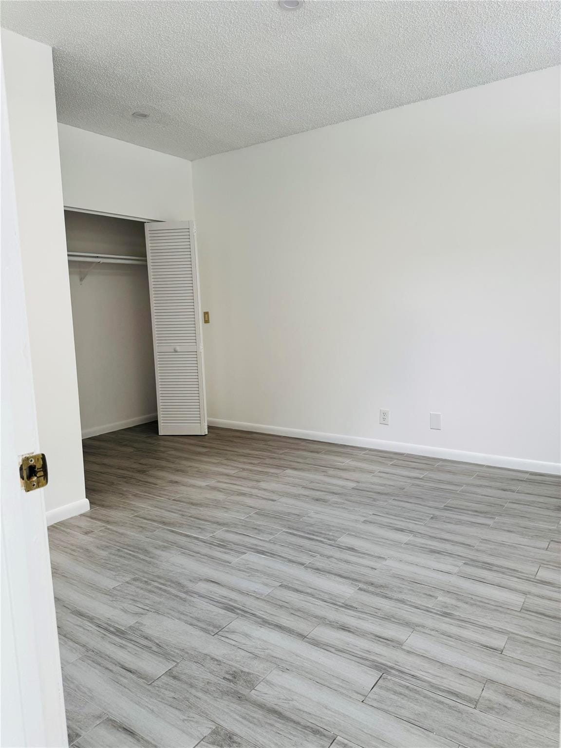 229 COMMERCIAL Boulevard 1, Lauderdale-By-The-Sea, FL 33308 photo 2