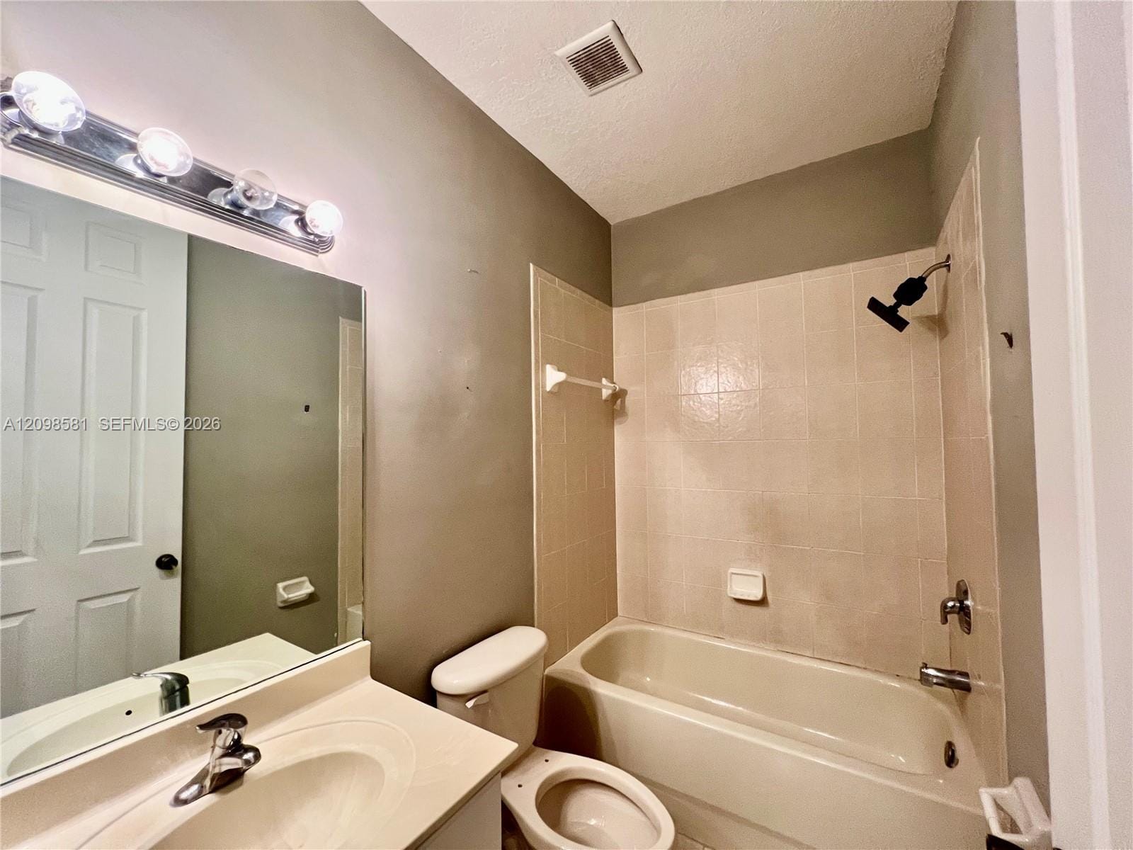 646 NE 35th Avenue 646, Homestead, FL 33033 photo 24