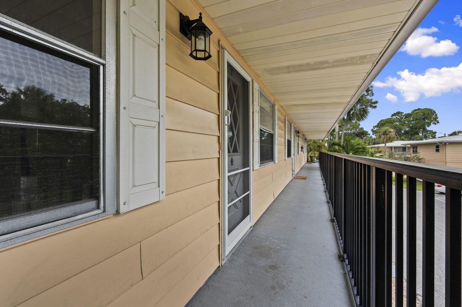 333 SE MARTIN Avenue 5-7, Stuart, FL 34996 photo 3