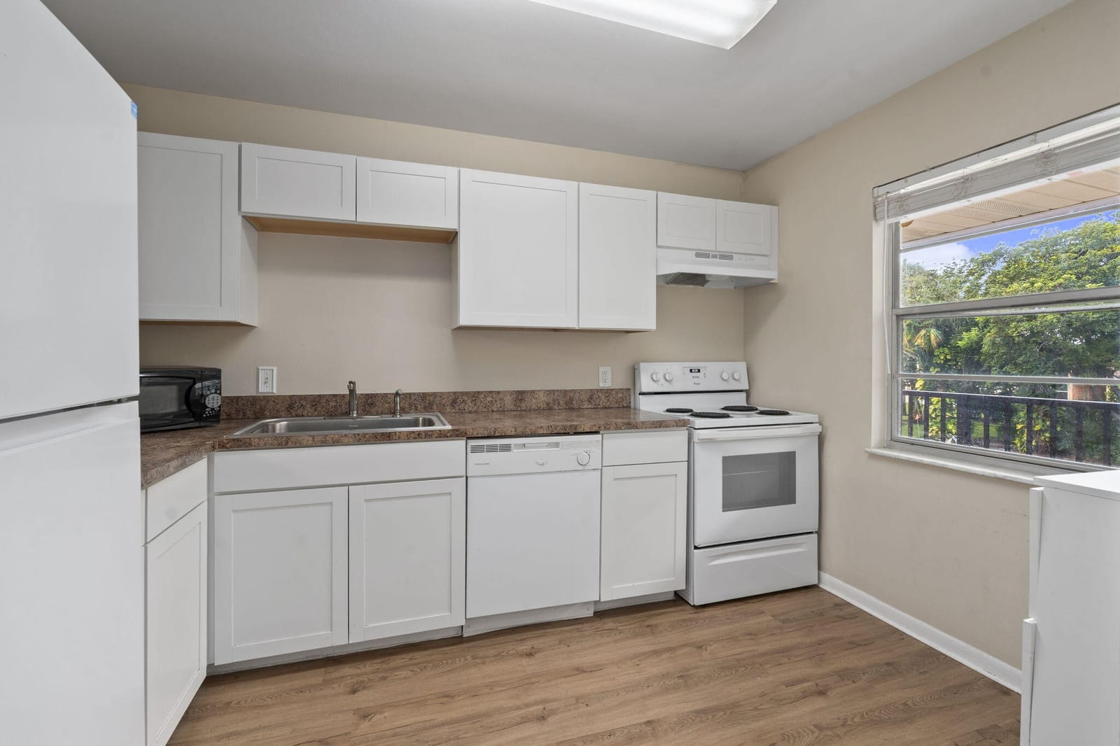 333 SE MARTIN Avenue 5-7, Stuart, FL 34996 photo 9