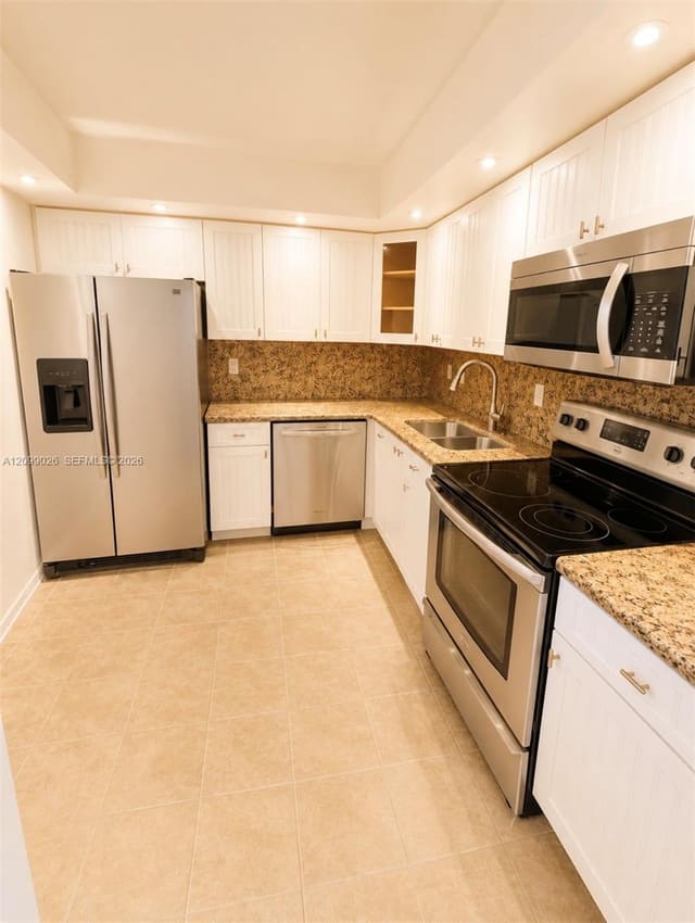 500 Three Islands Boulevard L25, Hallandale Beach, FL 33009