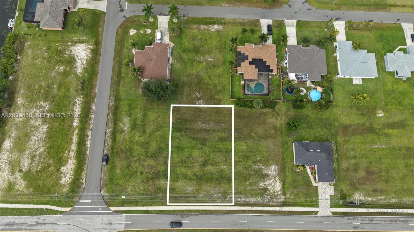 106 El Dorado Boulevard S, Cape Coral, FL 33991 photo 1