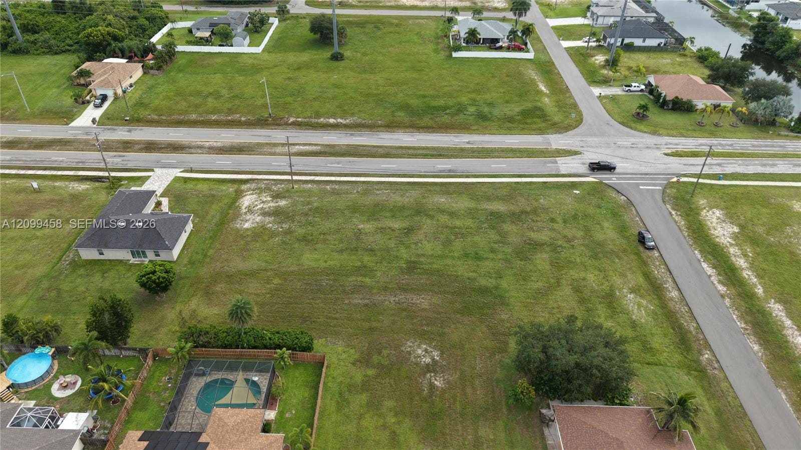 106 El Dorado Boulevard S, Cape Coral, FL 33991 photo 16