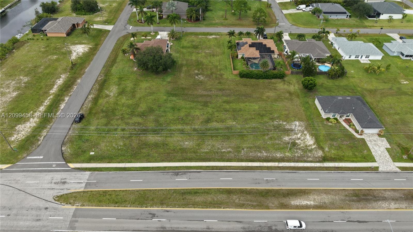 106 El Dorado Boulevard S, Cape Coral, FL 33991 photo 21
