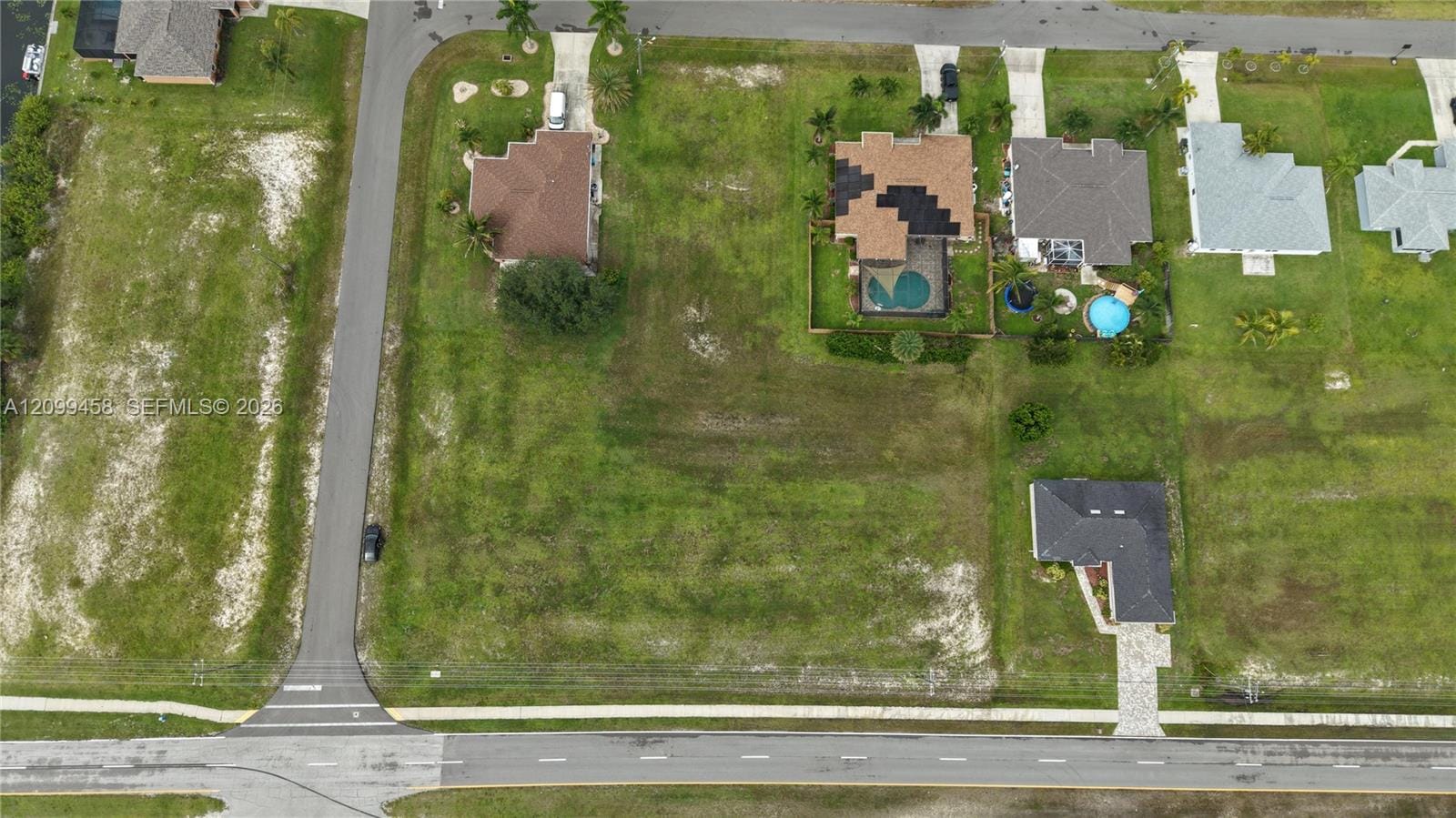 106 El Dorado Boulevard S, Cape Coral, FL 33991 photo 22
