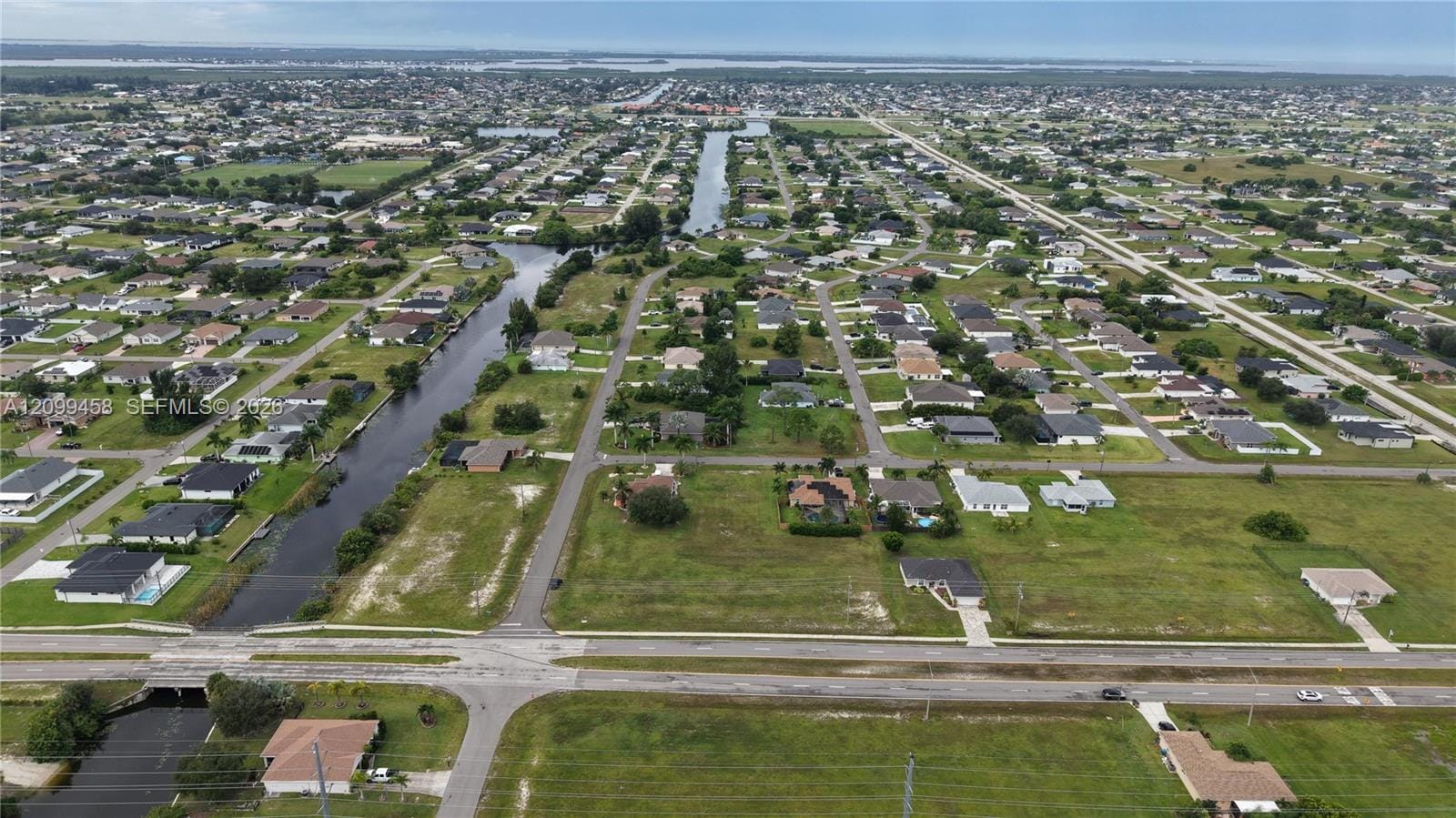 106 El Dorado Boulevard S, Cape Coral, FL 33991 photo 5