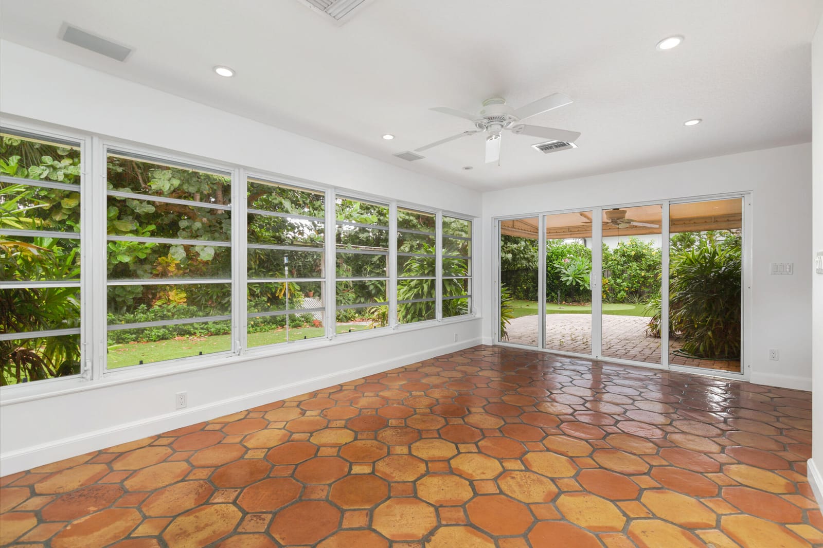 113 GREGORY Place, West Palm Beach, FL 33405 photo 9