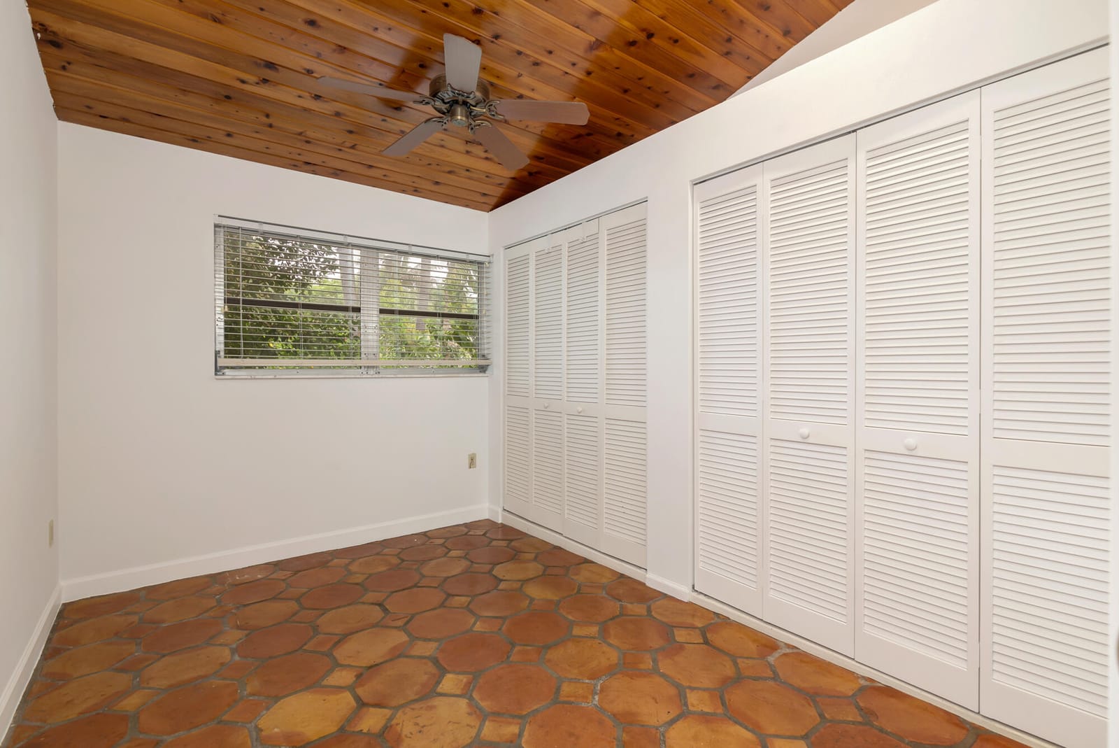 113 GREGORY Place, West Palm Beach, FL 33405 photo 10