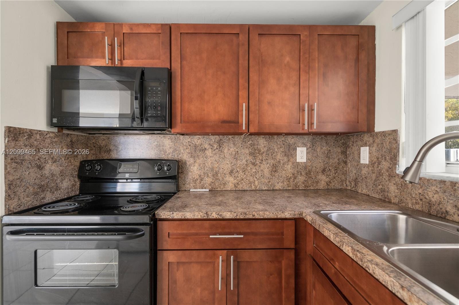 8870 Fontainebleau Boulevard 503, Miami, FL 33172 photo 16