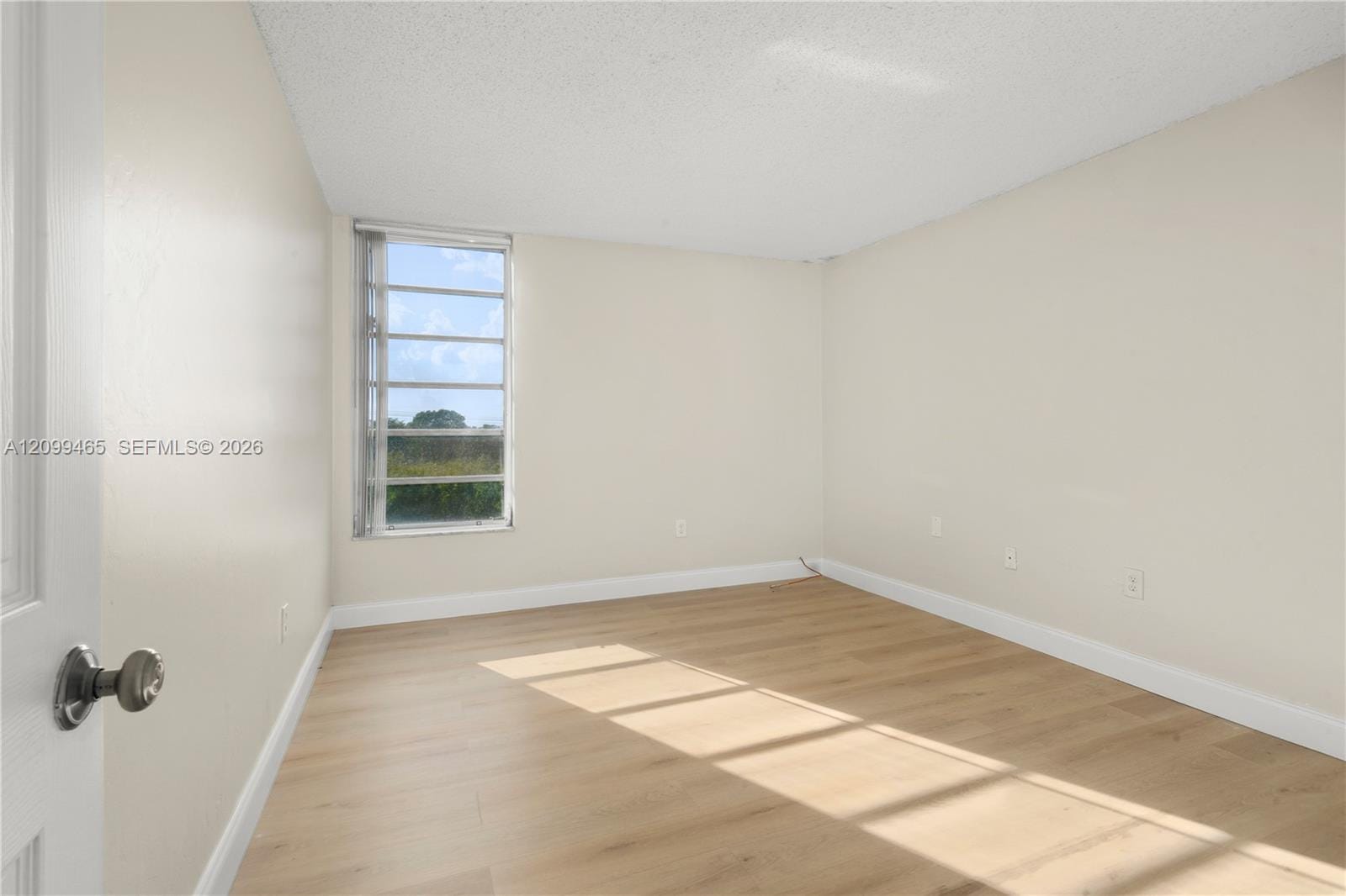 8870 Fontainebleau Boulevard 503, Miami, FL 33172 photo 23