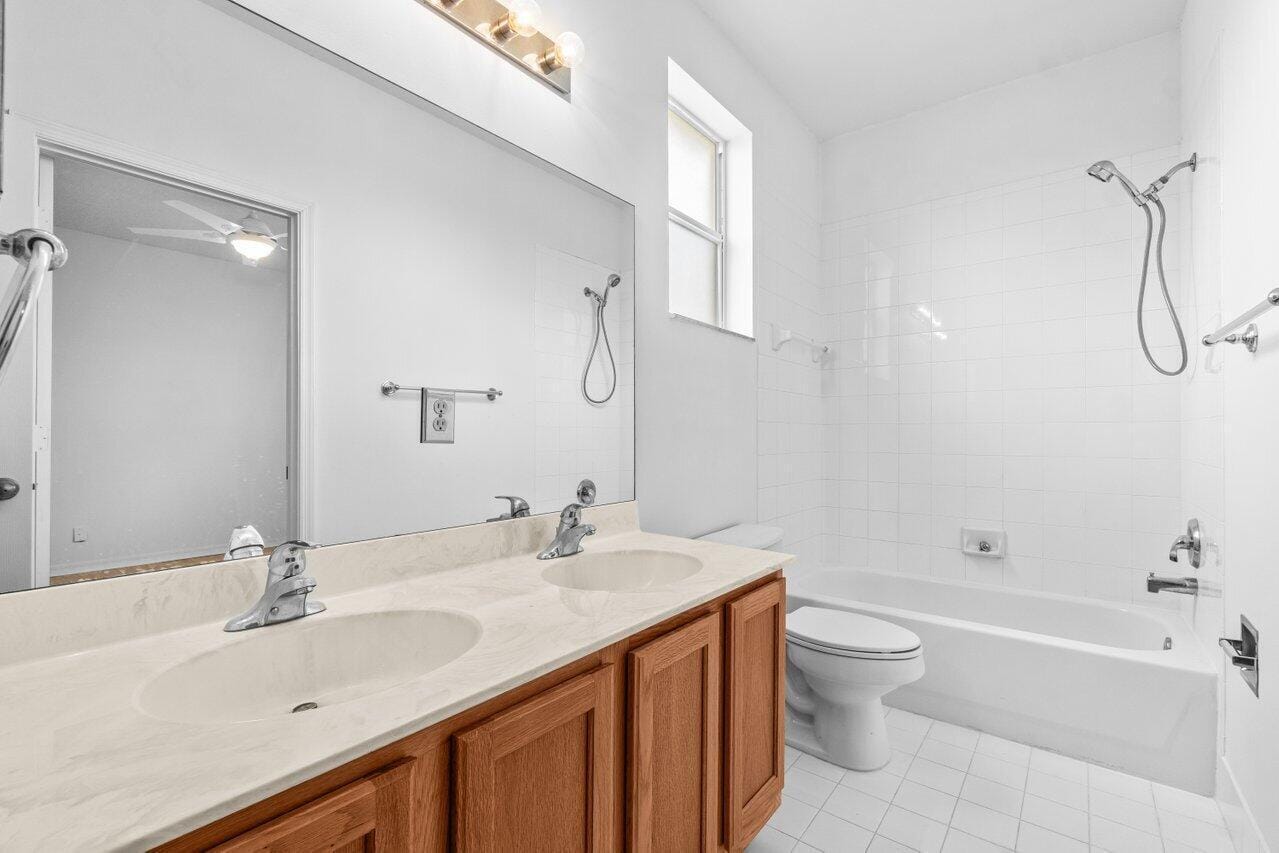 9193 Cove Point Circle, Boynton Beach, FL 33472 photo 15