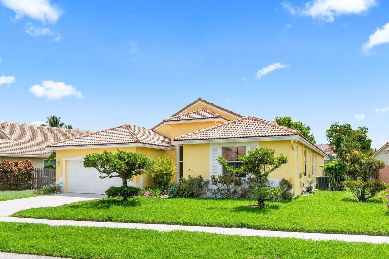 9193 Cove Point Circle — photo 3
