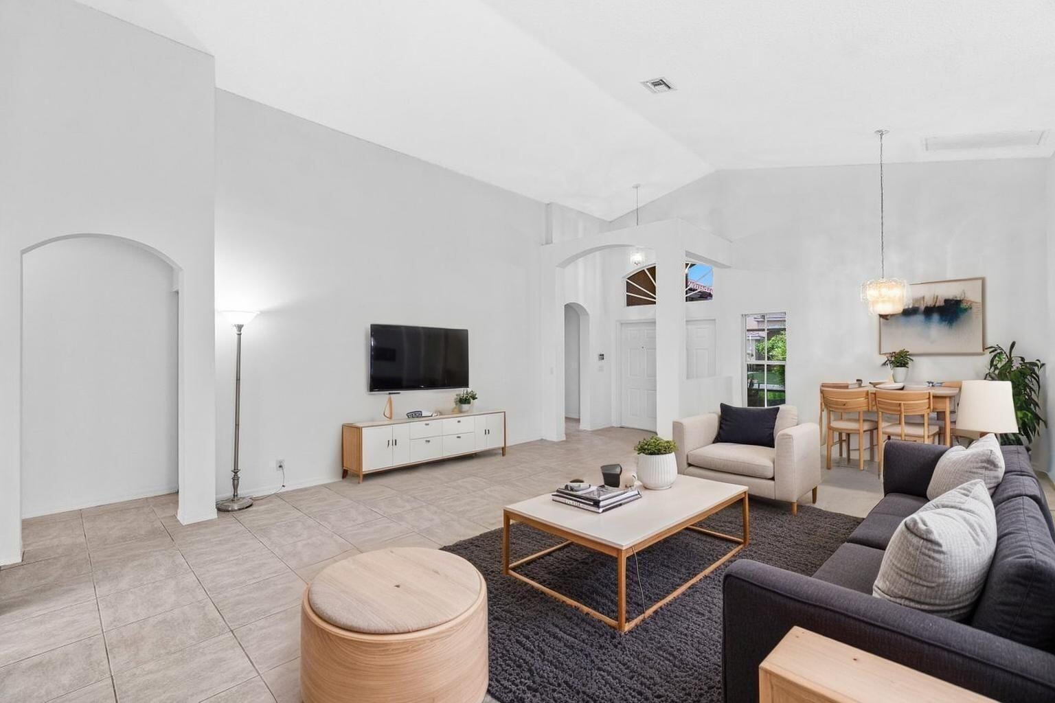 9193 Cove Point Circle — photo 6