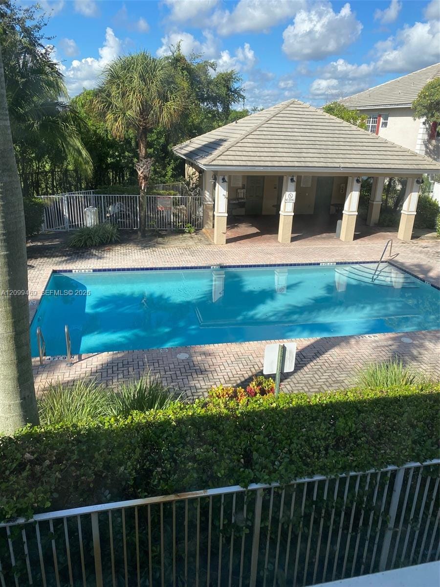 675 NW 42nd Avenue 675, Plantation, FL 33317 photo 2