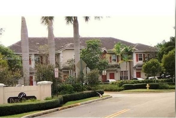 675 NW 42nd Avenue 675, Plantation, FL 33317 photo 4