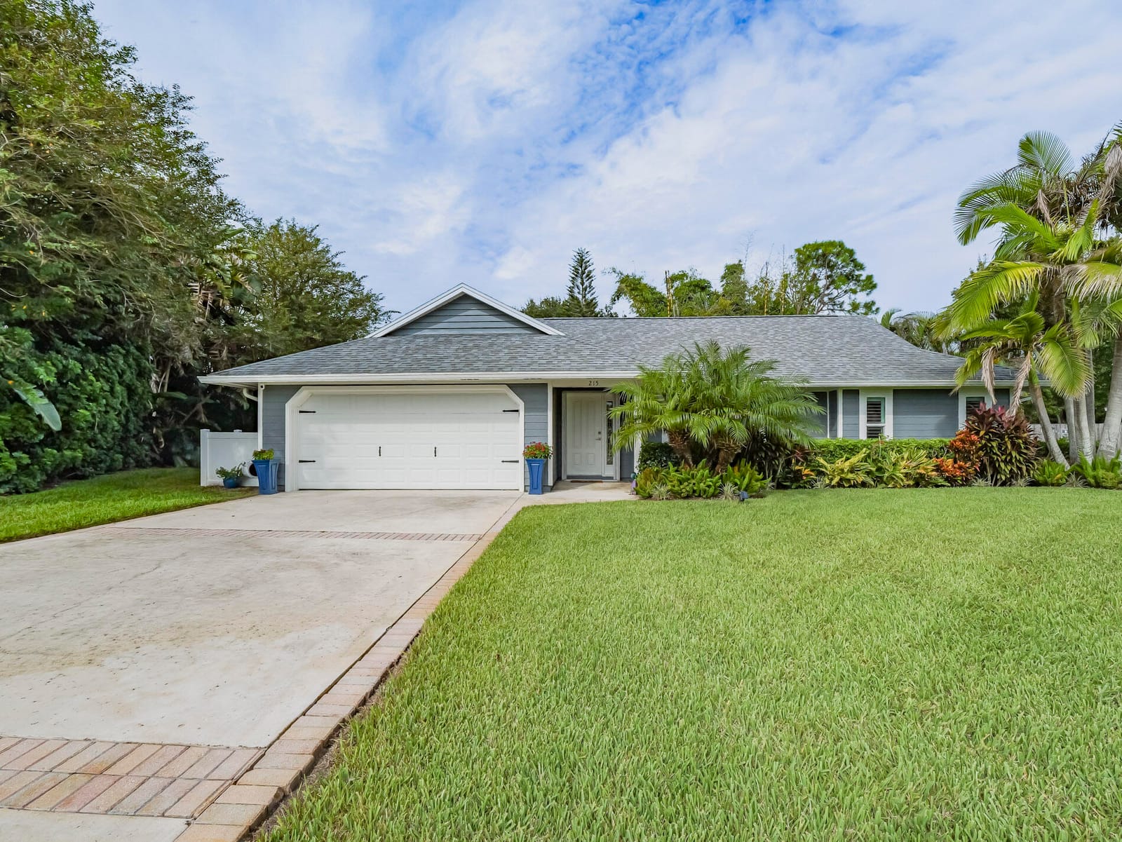215 8TH Terrace, Vero Beach, FL 32962