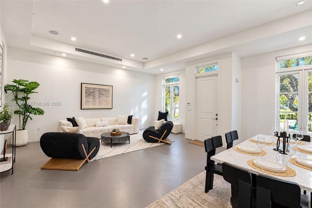 533 Anastasia Avenue 533, Coral Gables, FL 33134
