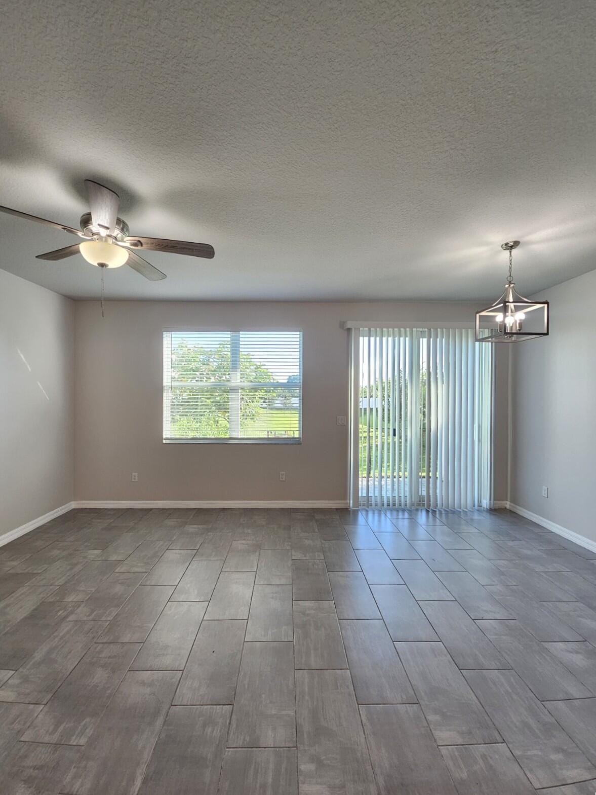 3566 SAN BERNARDINO Way, Palm Springs, FL 33461 photo 2