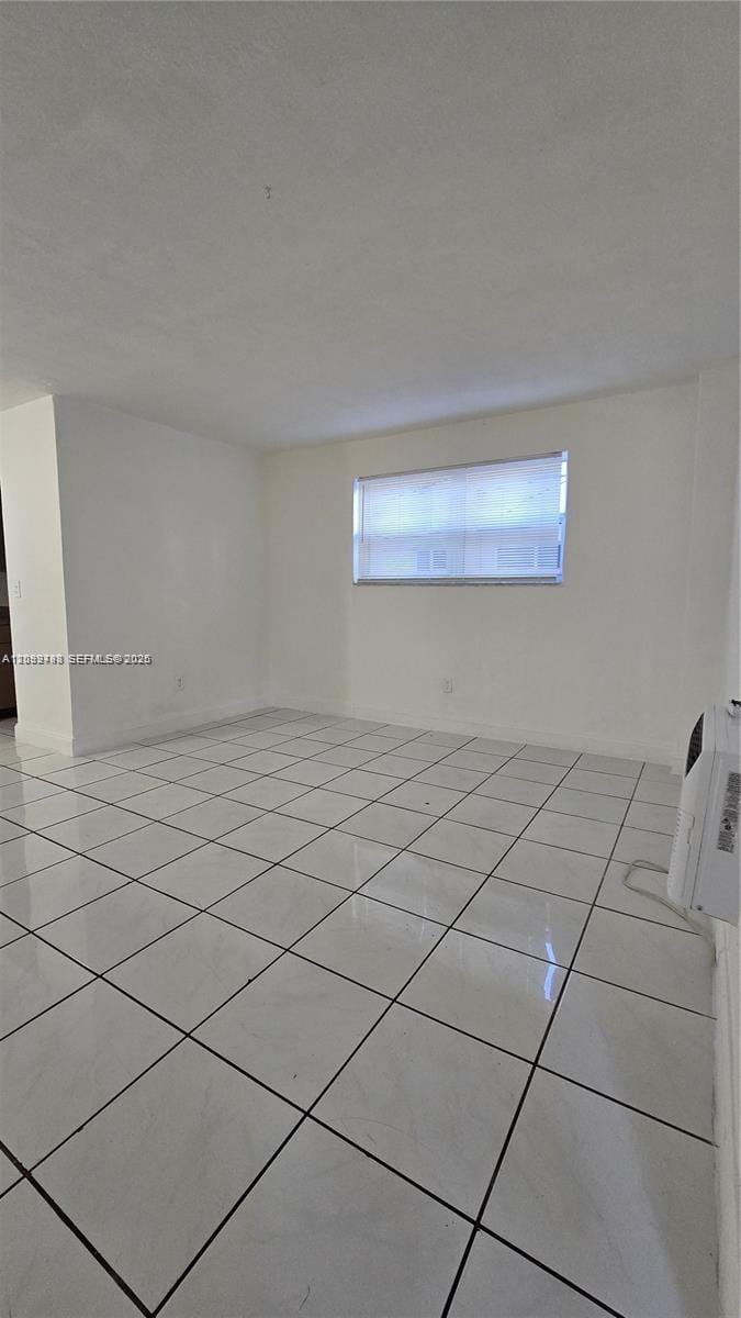 1590 NE 125th Terrace 3, North Miami, FL 33161 photo 2