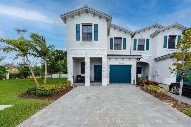 28754 SW 134th Court, Homestead, FL 33033