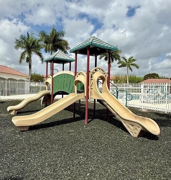 10840 NW 79th Street — photo 11