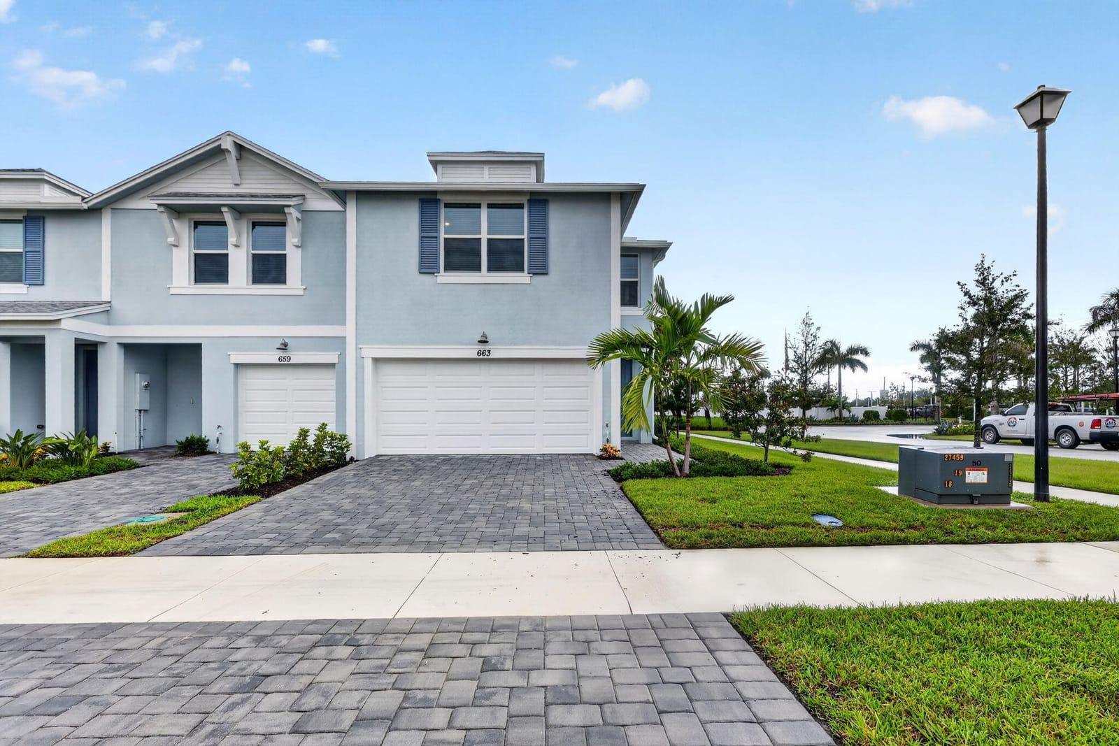 663 Salisbury Circle, Fort Pierce, FL 34982 photo 2