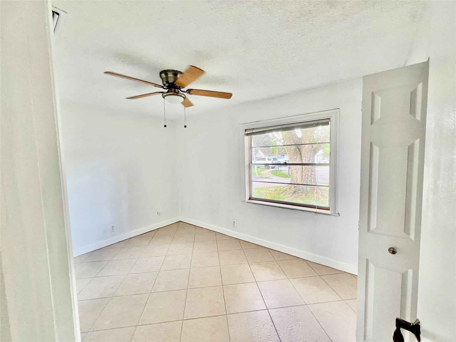 18435 Spanish Isles Court, Boca Raton, FL 33496 photo 9