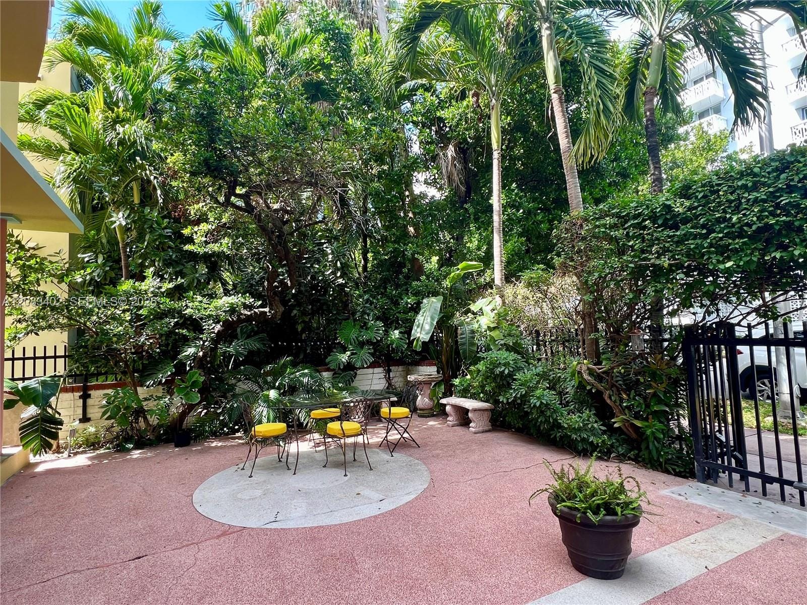 1051 Meridian Avenue 1E, Miami Beach, FL 33139 photo 5
