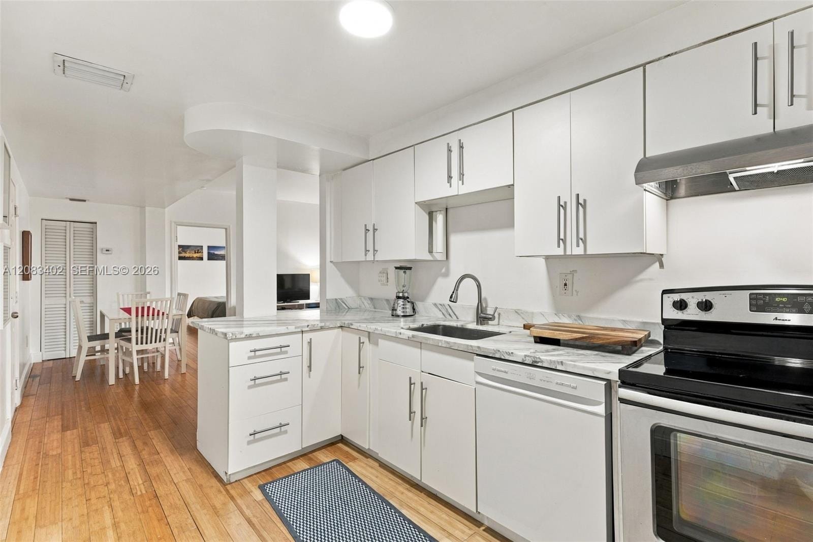 1051 Meridian Avenue 1E, Miami Beach, FL 33139 photo 8