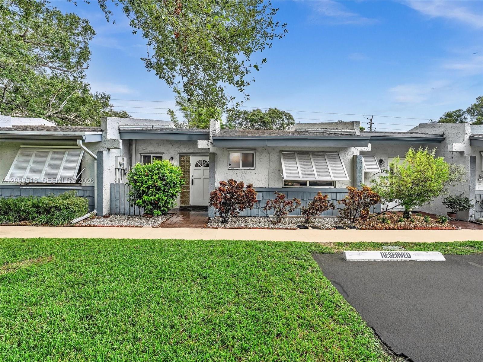 2408 N 35th Avenue 2408, Hollywood, FL 33021