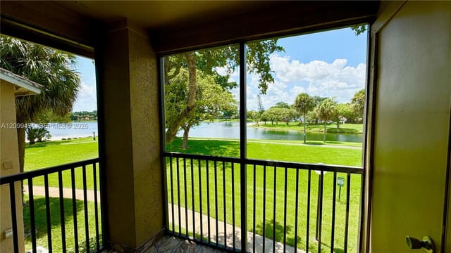 15560 SW 106th Lane 1314, Miami, FL 33196