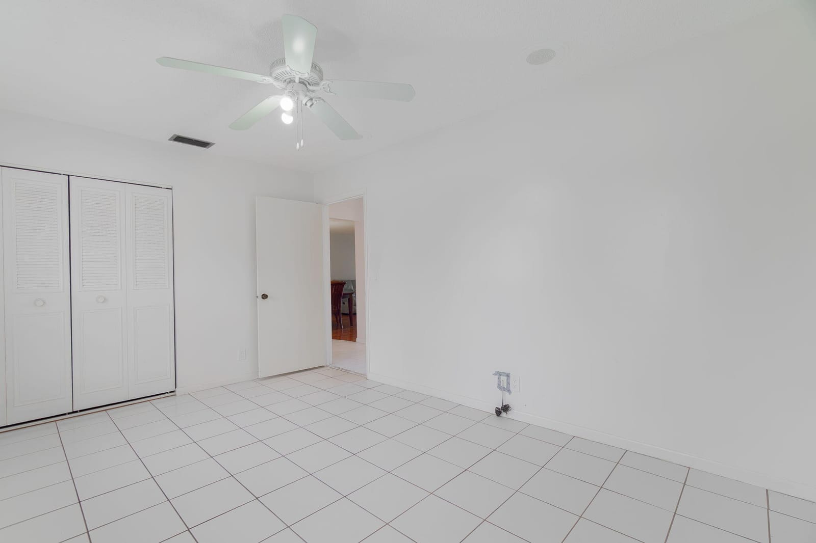 903 Worcester Lane, Lake Worth, FL 33467 photo 13