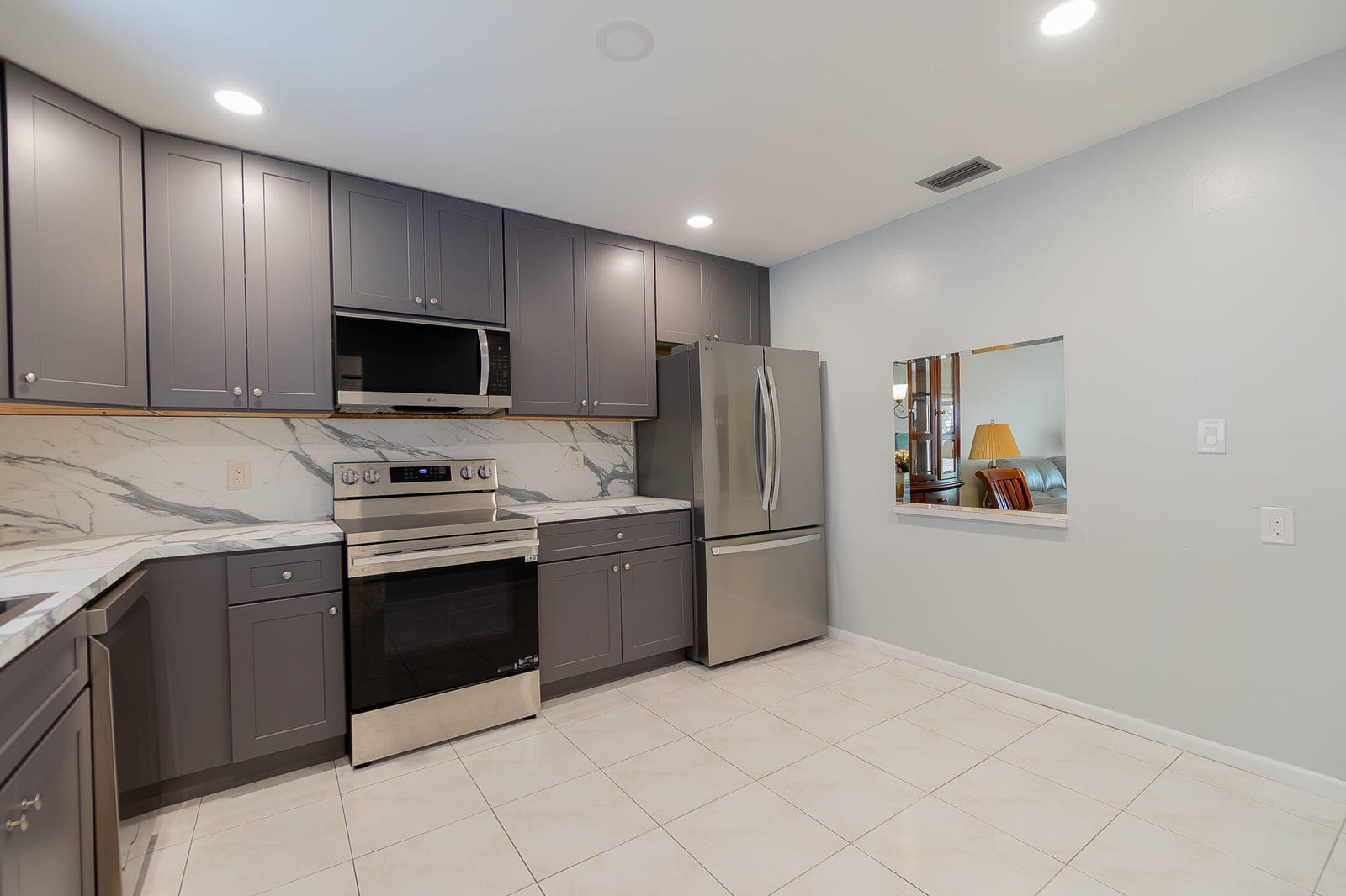903 Worcester Lane — photo 3